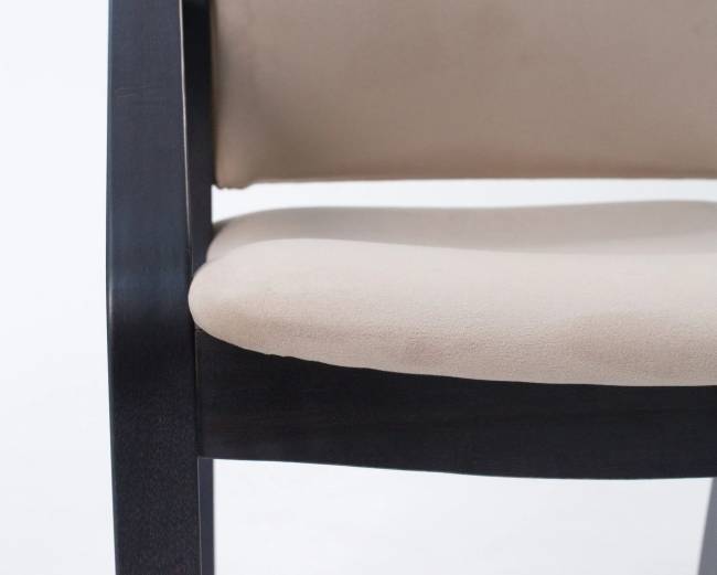 Стул-кресло Джуно 2.0 чёрный/бежевый Стул-кресло Джуно 2.0 чёрный/бежевый