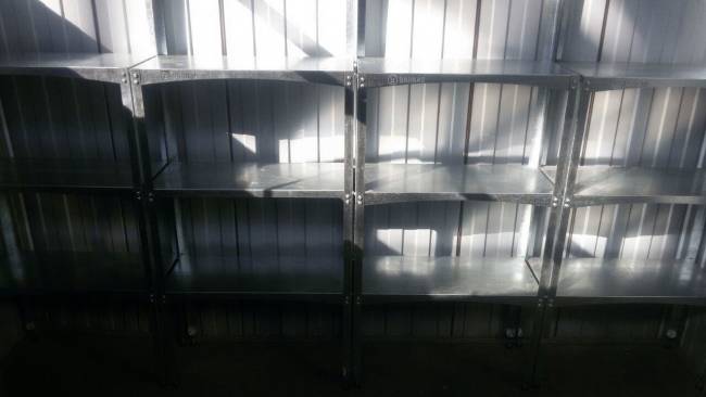 Комплект полок для металлического сарая Комплект полок для металлического сарая