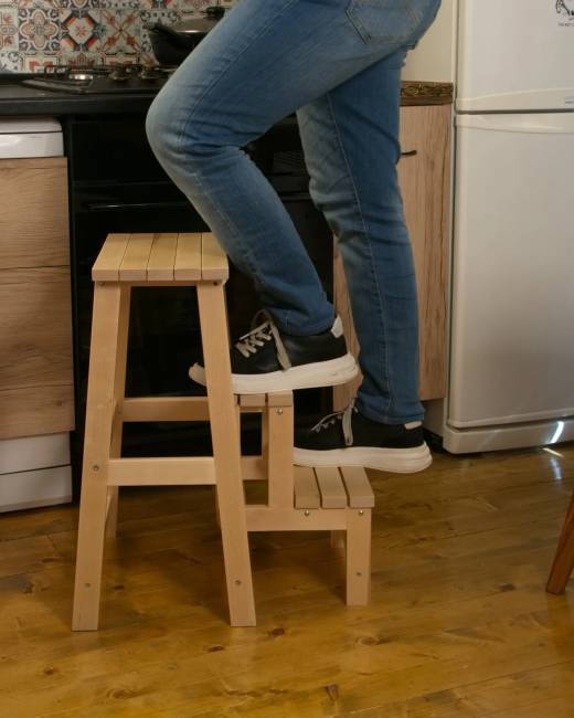 Табурет-стремянка Марк, Натуральное дерево