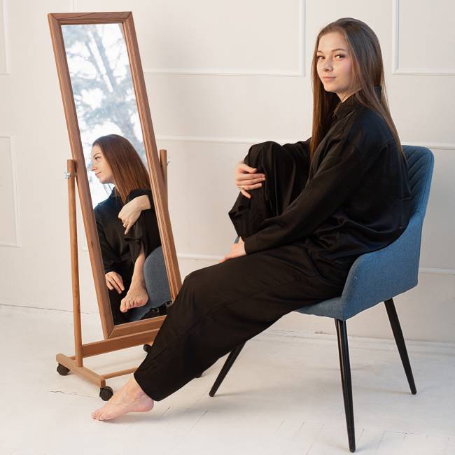 Зеркало напольное BeautyStyle 27 светло-коричневый  135 см х 42,5 см Зеркало напольное BeautyStyle 27 светло-коричневый  135 см х 42,5 см