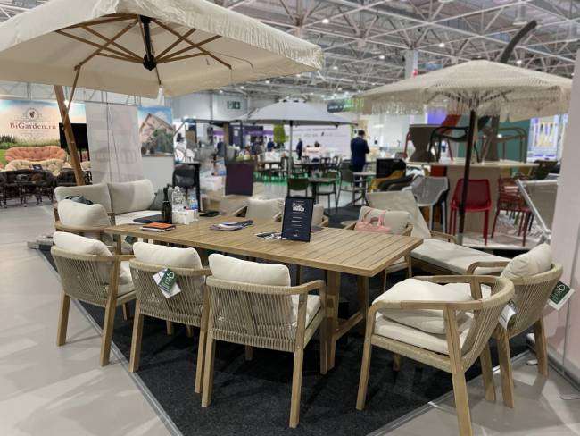 Комплект деревянной мебели Ravona KD натуральный, бежевый