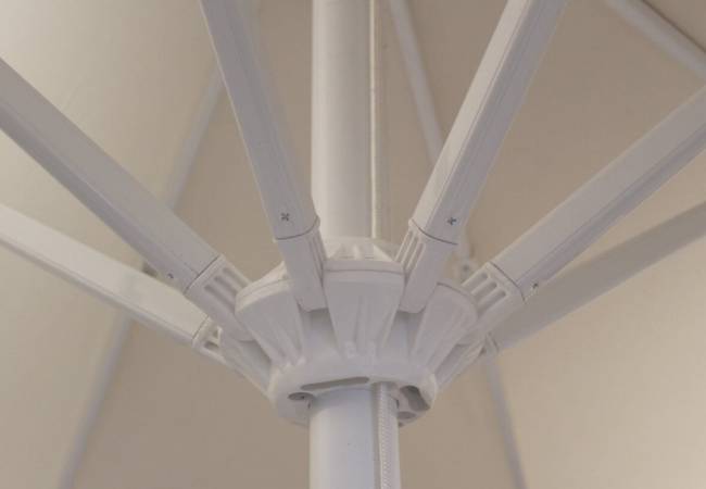 Зонт профессиональный 3х3 м Avocado белый, бежевый 3000х3000 мм Зонт профессиональный 3х3 м Avocado белый, бежевый 3000х3000 мм