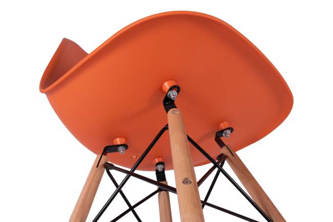 Стул Eames оранжевый